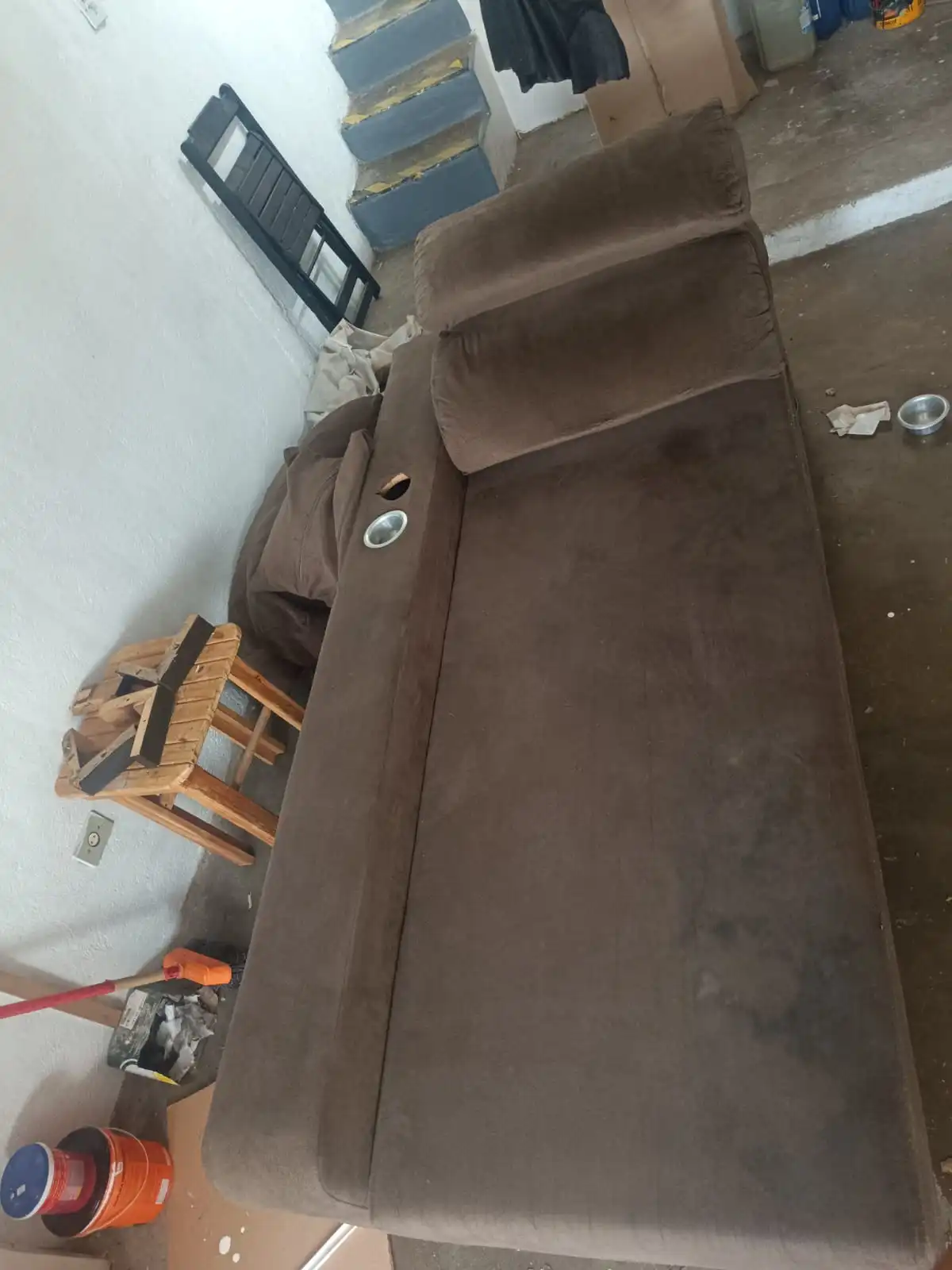 Sofá antes da reforma